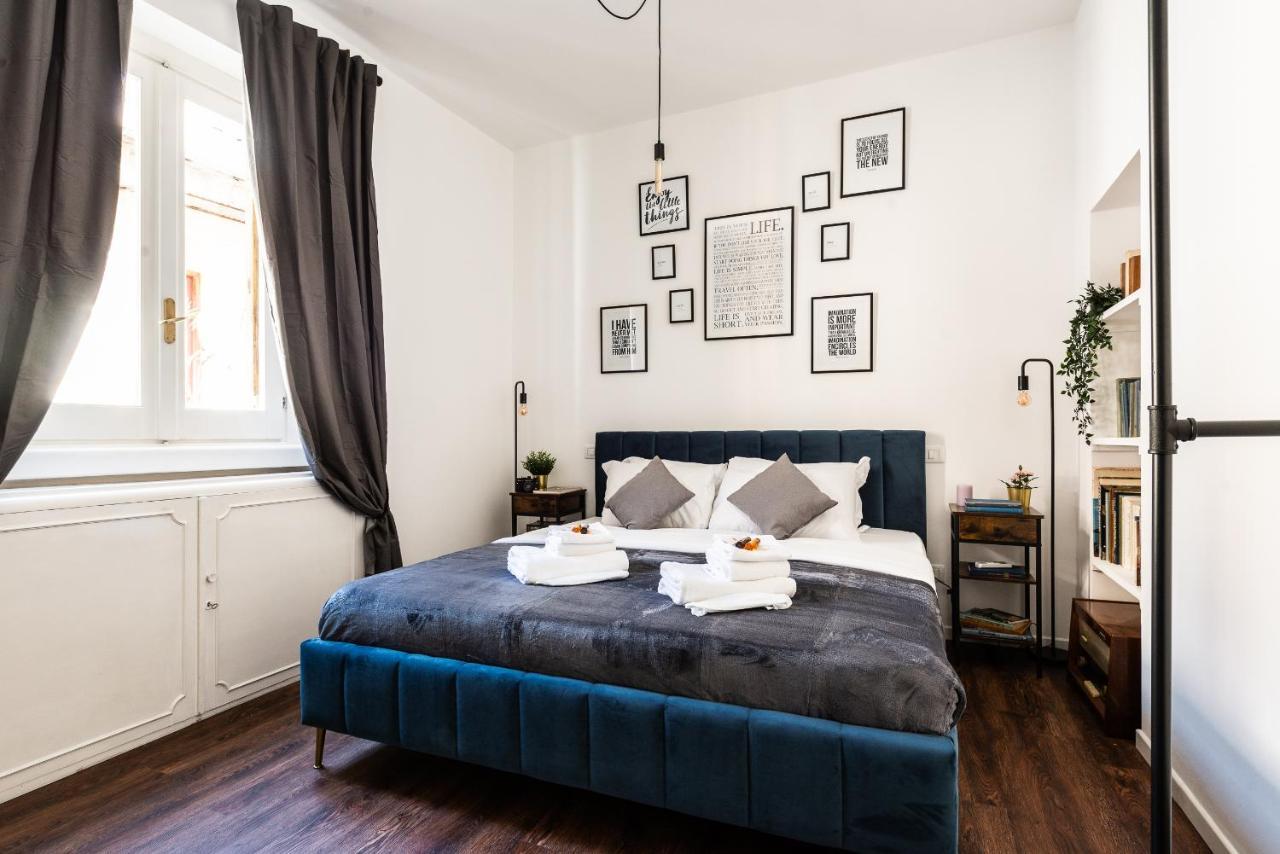 Via Del Corso Apartment Rom